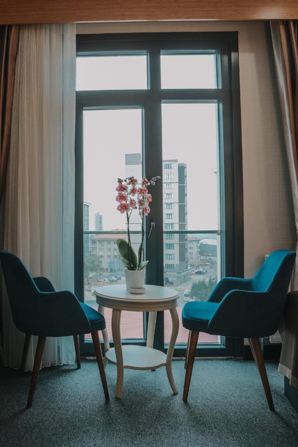 Otel Grand Lark Istanbul Exterior foto