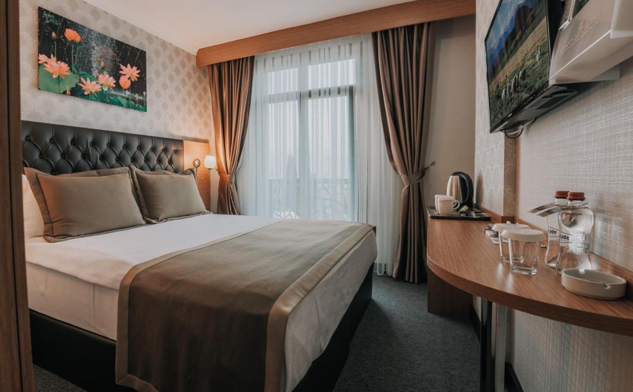 Otel Grand Lark Istanbul Exterior foto